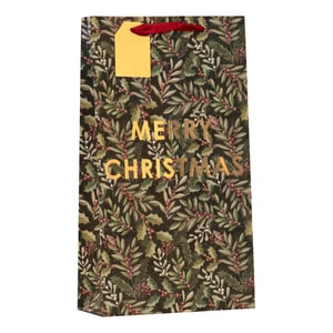 Present your festive gifts in style with our charming Evergreen Double Bottle Bag. Adorned with a classic evergreen foliage and red berry design, this bag exudes traditional Christmas cheer. Elegant gold 'MERRY CHRISTMAS' lettering stands out beautifully against the dark background, adding a touch of luxury.
Complete with a sturdy red ribbon handle and a blank gold gift tag, it's perfect for personalising. Designed to hold two bottles, it's ideal for gifting wine, spirits, or other festive treats. Stock up for the holiday season with these delightful bags, available in convenient packs of six.