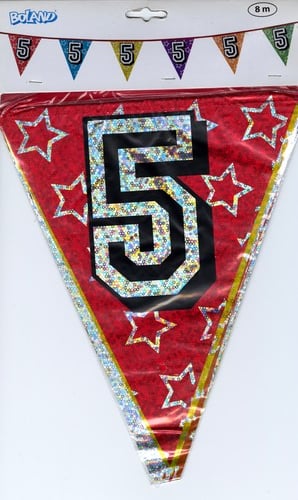 A red flag with the letter "G" on it.