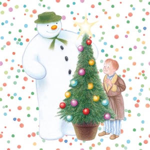 Bring a touch of classic festive magic to your customers' celebrations with these delightful The Snowman Festive Party Lunch Napkins. Each pack contains 20 high-quality, 3-ply napkins, perfect for Christmas lunches, parties, and seasonal gatherings.
Featuring the beloved Snowman and James joyfully decorating a twinkling Christmas tree, these napkins capture the heartwarming spirit of the season. The charming illustration, set against a playful backdrop of colourful confetti, adds a cheerful and nostalgic touch to any table setting. Durable and absorbent, they combine practicality with an iconic design that both children and adults will adore. Ideal for adding a special flourish to festive feasts.